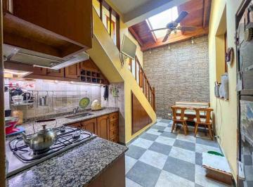 PH · 78m² · 4 Ambientes · Venta PH 4 Ambientes Terraza Parrilla Agronomia