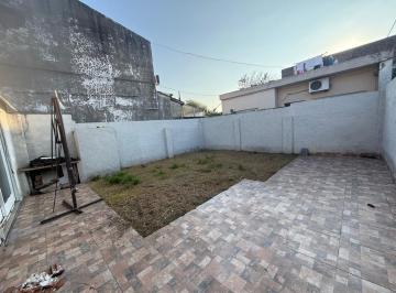 PH · 70m² · 4 Ambientes · 1 Cochera · PH 4 Ambientes Villa Luzuriaga Cochera Fondo Frent