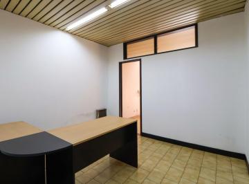Oficina comercial · 45m² · 1 Cochera · Oficina Comercial con Guardacoches. Caseros Centro