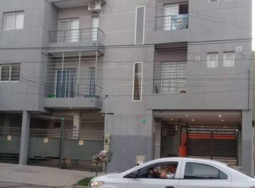 Departamento de 2 ambientes, Berazategui · Venta, 2 Amb, Calle 134 Entre 13 y Av 14 de Berazategui