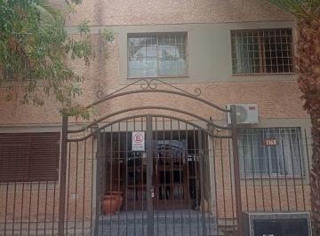 Departamento · 64m² · 5 Ambientes · 1 Cochera · Venta Depto. 3 Dorm. y Cochera Guaymallen