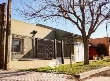 Casa · 100m² · 4 Ambientes · 1 Cochera · Venta Casa 4 Ambientes en Balcarce