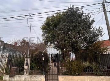 Casa · 145m² · Se Vende Casa a Reciclar a Pocos m de Ciudad Judicial – Ideal Inversión