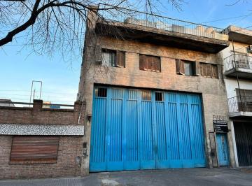 Bodega-Galpón de 5 ambientes, Pompeya · Galpón con Departamento a La Venta Calle Tabaré - Nueva Pompeya - Caba.