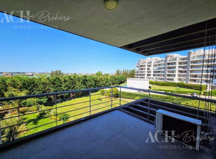 Departamento · 77m² · 3 Ambientes · 2 Cocheras