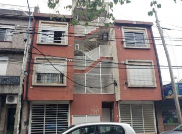 Departamento de 2 ambientes, Tres de Febrero · Departamento de 60 m² con 1 Dormitorio en Alquiler en Caseros