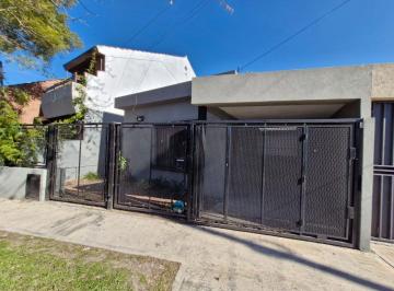 PH de 4 ambientes, Ituzaingó · PH 4 Ambientes en Venta con Cochera Cubierta en Ituzaingo Norte!