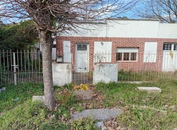 Casa de 5 ambientes, La Plata · Casa de 600 m² con 2 Dorm. en Venta en Villa Elvira