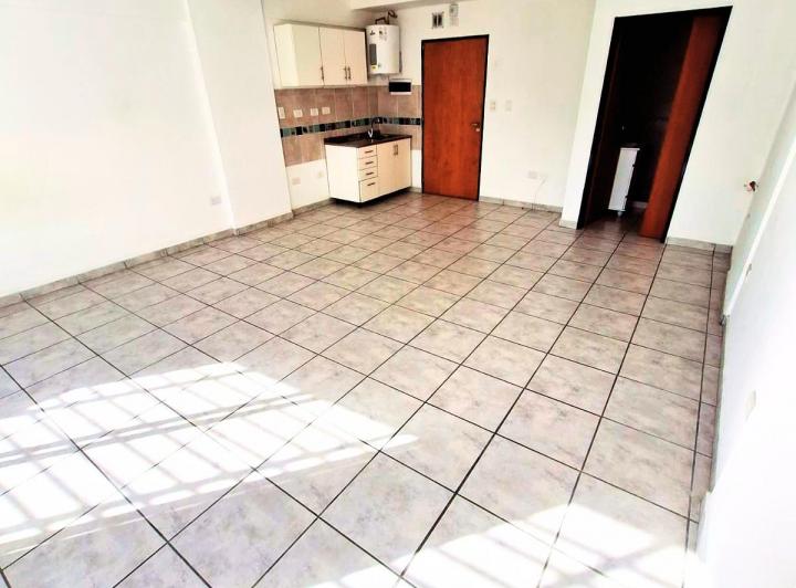 Luminoso Monoambiente con Expensas Incluidas