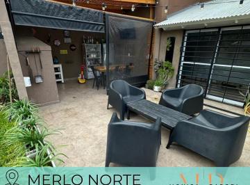Casa · 350m² · 4 Ambientes · 3 Cocheras · Casa en Venta de 4 Ambientes, Merlo Norte