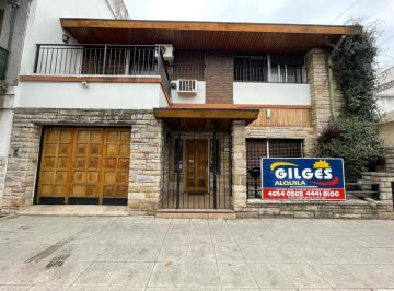 Casa · 175m² · 6 Ambientes · 1 Cochera · Casa 6 Amb "Destino Comercial" en Ramos Mejia