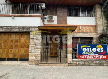 Casa · 175m² · 6 Ambientes · 1 Cochera · Casa 6 Amb "Destino Comercial" en Ramos Mejia
