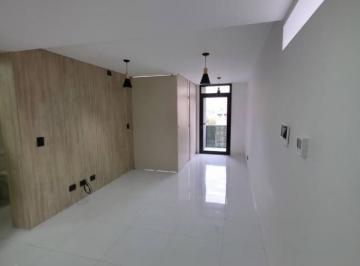 Oficina comercial de 2 ambientes, Neuquén · Partic Alquila Oficina Premium con Balcón, Edificio Eleganza - Roca 135 Nqn