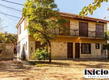 Departamento de 4 ambientes, Costa Azul · Tríplex a Tres Cuadras del Mar - C1116