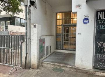 Departamento de 3 ambientes, Córdoba · Se Vende Departamento 1 Dormitorio - Centro (Zona Tribunales) - con Renta Fija.