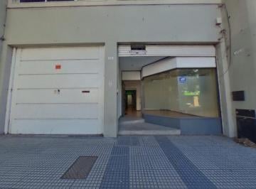 Edificio · 650m² · 2 Cocheras · Alquiler Edificio Comercial Av Forest Polo Audiovisual Montacargas Medios Locomoción Chacarita