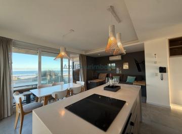Departamento · 73m² · 3 Ambientes · 1 Cochera · Venta Departamento en Las Gaviotas Mar de Las Pampas con Vista Al Mar - Ref 2039