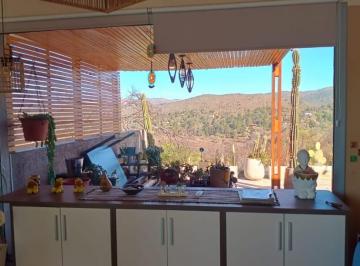 Casa de 6 ambientes, Tala Huasi · Moderna Casa en Tala Huasi