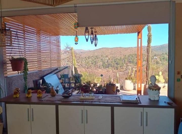 Casa · 185m² · 6 Ambientes · 1 Cochera