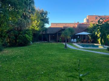 Casa de 6 ambientes, San Miguel · Casa en Alquiler 4 Dorm. 4 Baños, Pileta, Patio y Cochera