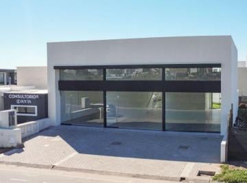 Local comercial de 4 ambientes, Córdoba · Alquiler Local Comercial en Docta - 100 m²