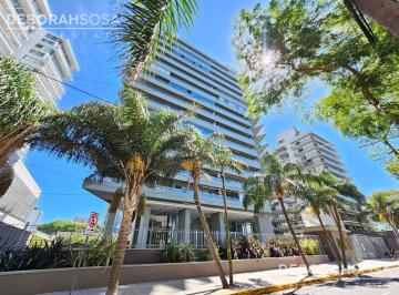 Departamento · 140m² · 4 Ambientes · 2 Cocheras · Venta Departamento 4 Ambientes Al Rio en Torre de Gran Categoría - Full Amenities