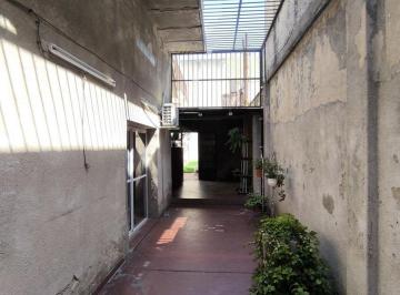 Casa · 180m² · 5 Ambientes · Casa en Venta - 3 Dorm. 3 Baños - 270 m - Barracas