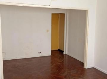 Departamento · 57m² · 3 Ambientes · Departamento en Alquiler - 2 Dorm. 1 Baño - 60 m - Constitución