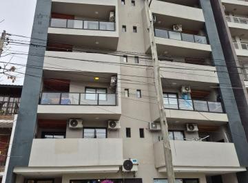 Local comercial , Córdoba · *local Comercial a m Av Santa Fe y Castro Barros* 38 m + Subsuelo