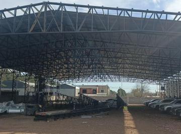 Bodega-Galpón , Esteban Echeverría · Alquiler Galpón 2400 m² Sobre Av Fair