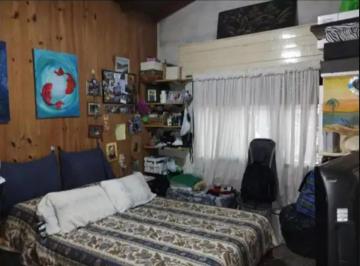 Casa de 1 ambiente, Pilar · Venta de Casa Roberto de Vicenzo Grande Retasadaventa de Casa a Reciclarsobre Lote de 590 m