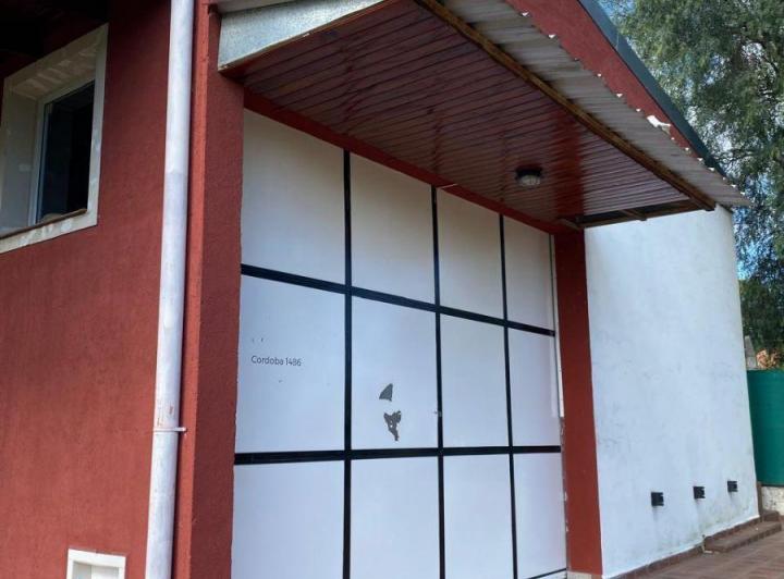 Local comercial · 365m² · 7 Ambientes · 3 Cocheras