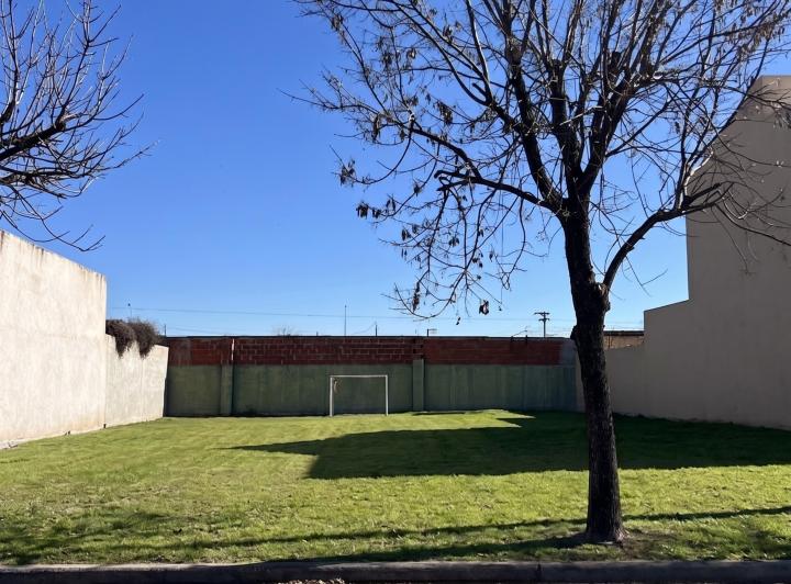 Terreno · 375m²