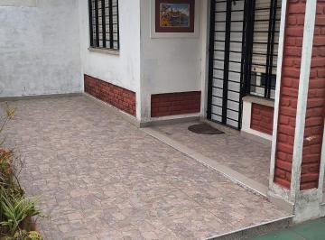 Casa de 3 ambientes, La Lucila del Mar · Casa en Complejo, Sin Expensas a 2 Cuadras del Mar y a 1 Cu del Centro Comercial