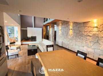 Casa · 364m² · 6 Ambientes · 2 Cocheras · Venta Casa Moderna - 6 Ambientes - Rumencó