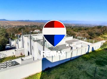 Casa · 150m² · 5 Ambientes · 2 Cocheras · Casa en Venta en Madero Vistas San Lorenzo