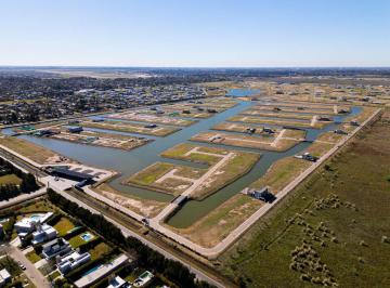 Terreno · 500m² · Venta Lote Funes Lakes Frente Sur - Oportunidad!