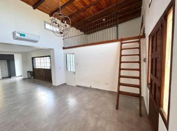 Casa · 139m² · 4 Ambientes · 1 Cochera · Casa 4 Amb. Reciclada - S. a de Areco - Apto Crédito