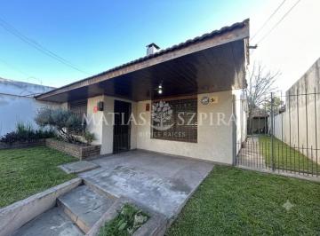 Casa · 64m² · 3 Ambientes · 1 Cochera · Venta Casa en Merlo 3 Ambientes Garage Jardin