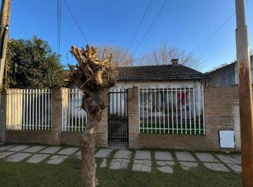 Oficina comercial · 76m² · 3 Ambientes · 2 Cocheras · Venta Oportunidad de Inversion Casa + Local Sobre Lote de 444 m² Excelente Ubicacion Jose C Paz