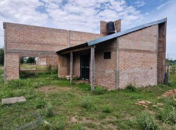 Casa · 90m² · 3 Ambientes · 2 Cocheras · Casa a Terminar en Tirol
