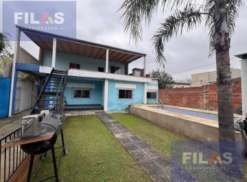 Casa · 213m² · 3 Ambientes · 5 Cocheras · Casa en Troncos del Talar