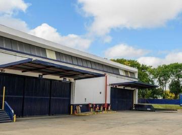Bodega-Galpón · 10675m² · Galpón en Alquiler en Hurlingham