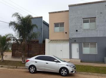Casa de 3 ambientes, San José · Casa 3 Ambientes con Parrilla y Cochera