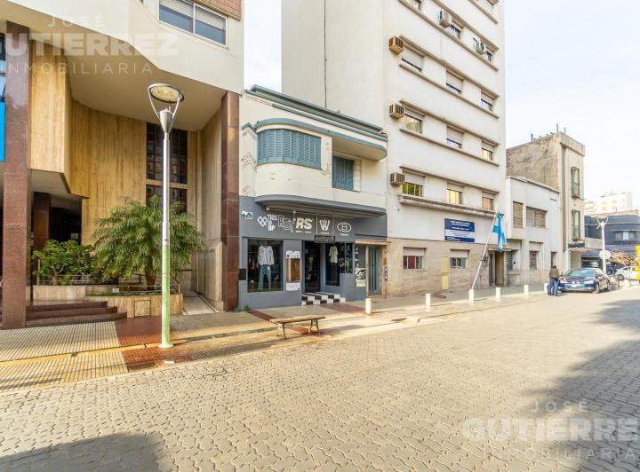 Casa · 150m² · 5 Ambientes · 1 Cochera