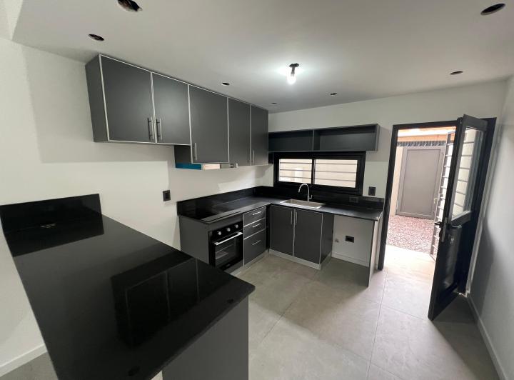 Departamento · 70m² · 3 Ambientes · 2 Cocheras