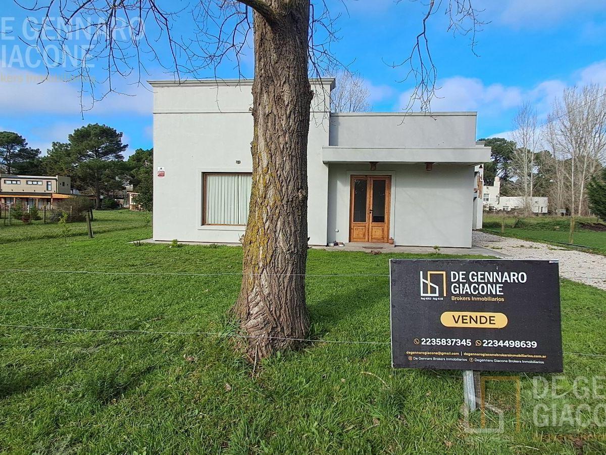 Casa 2 amb, 123m² a estrenar con cochera — La Caleta