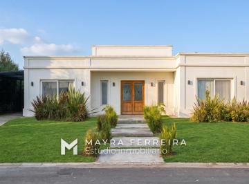 Casa · 185m² · 5 Ambientes · 4 Cocheras · Casa en Venta en La Alameda, Canning.