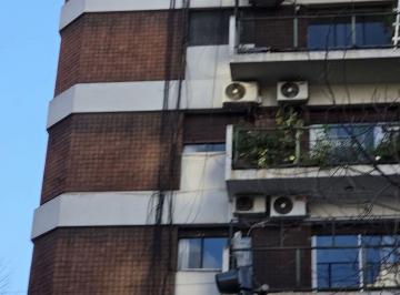 MAE-MAE-809_2 · Venta Tres Ambinetes en Almagro con Balcon