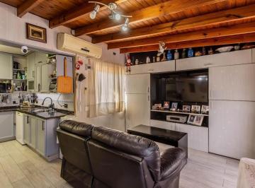 Casa · 206m² · 5 Ambientes · 1 Cochera · Venta Casa 5 Amb con Cochera y Terraza en Lote Propio Apto Credito en Boedo